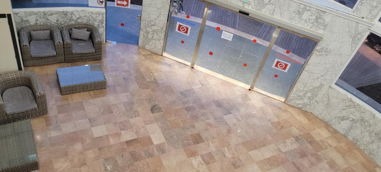 A Estrenar Preciosos Apartamentos Aparthotel Inter2, New Apartments Ln Aparthotel 12 Months Open! Self Check In! Reserva Garaje! ซาลอว์ ภายนอก รูปภาพ