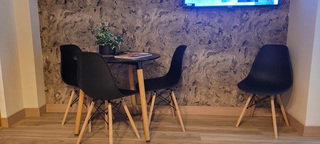 A Estrenar Preciosos Apartamentos Aparthotel Inter2, New Apartments Ln Aparthotel 12 Months Open! Self Check In! Reserva Garaje! ซาลอว์ ภายนอก รูปภาพ